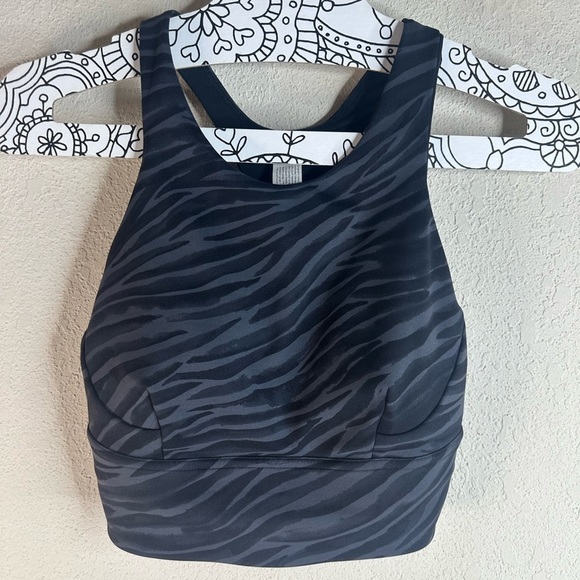 Lululemon Wunder Train Long-Line Bra Medium Support, C/D Cups size 4 - Picture 2 of 5